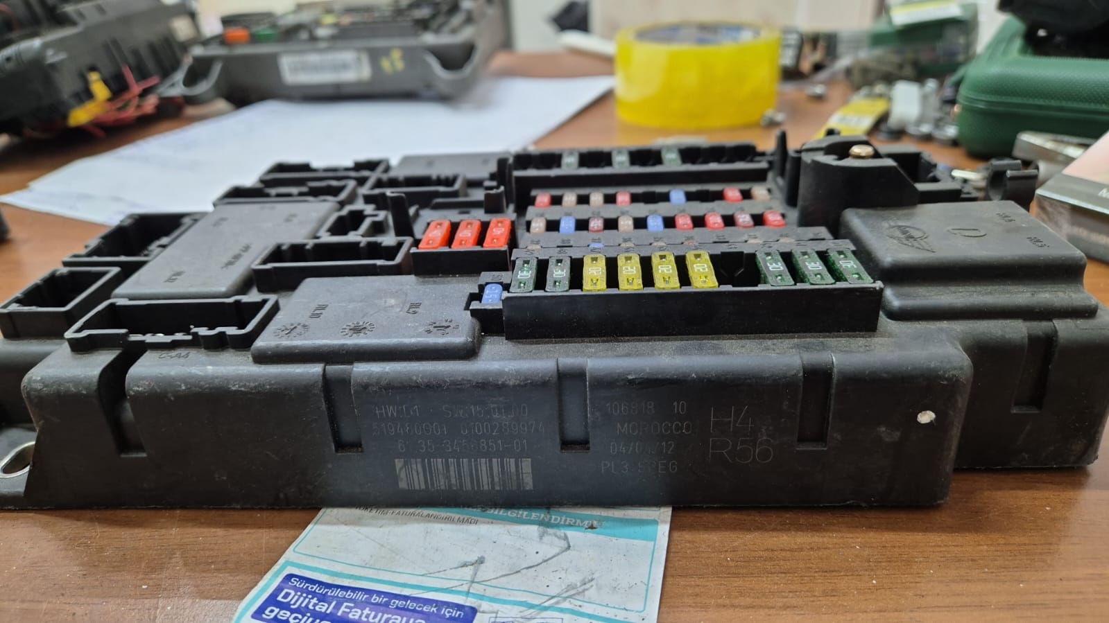 61.35 3456905-01 BMW Mini R56 Sigorta Kutusu Röle Ünitesi Modülü